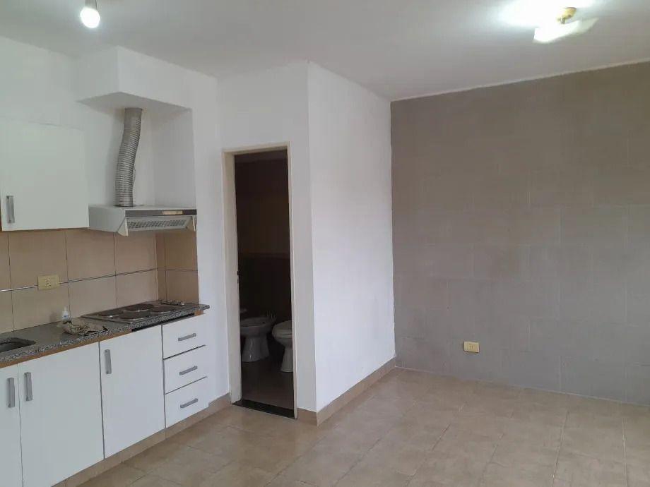 Foto de Monoambiente En Venta En Villa Sarmiento, imagen 2