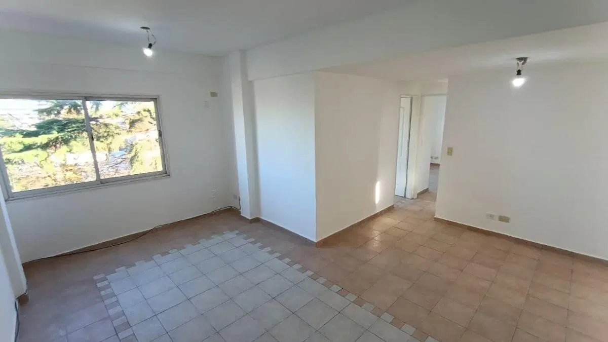 Departamento 3 ambientes Ramos Mejia 5
