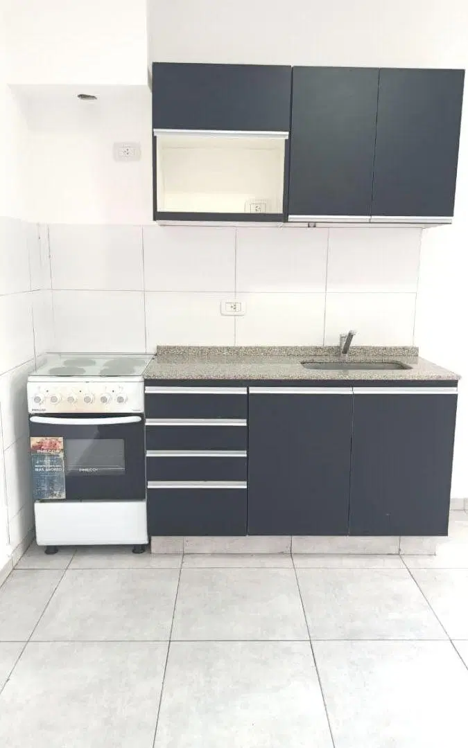Monoambiente con cochera - San Justo 3