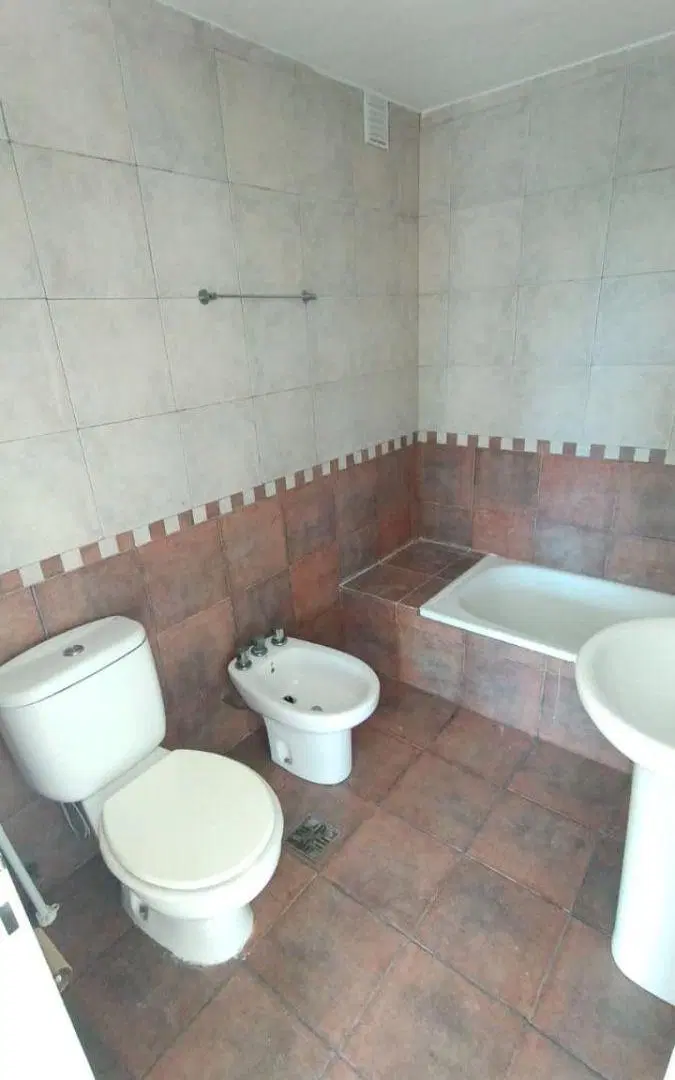 Departamento 3 ambientes al frente 3