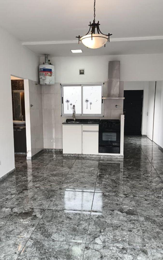 Foto de Departamento 2 ambientes con balcón, imagen 3