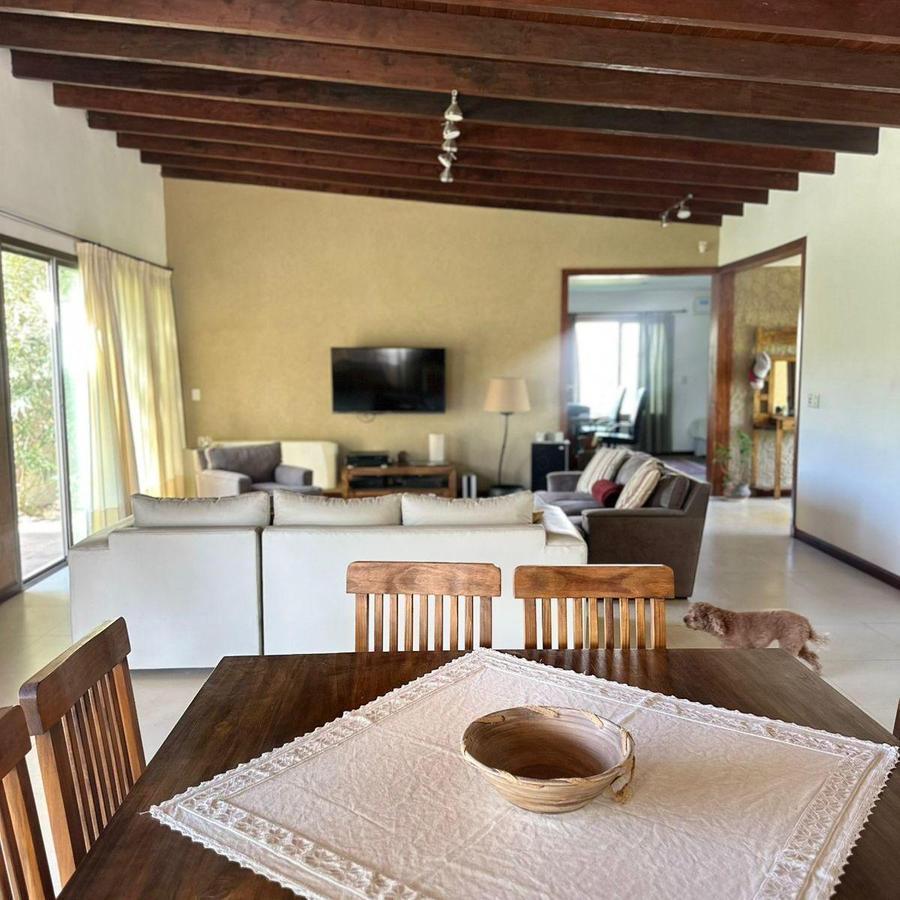 Foto de EXCELENTE CASA EN BARRIO LA ELINA, COMARCAS, imagen 2