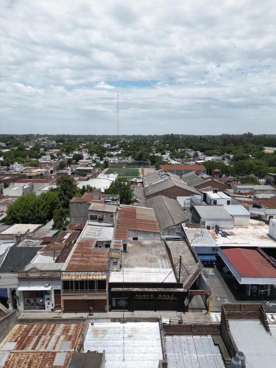 Excelente Propiedad Centrica en Venta - Amplitud de Rubros Comerciales 5