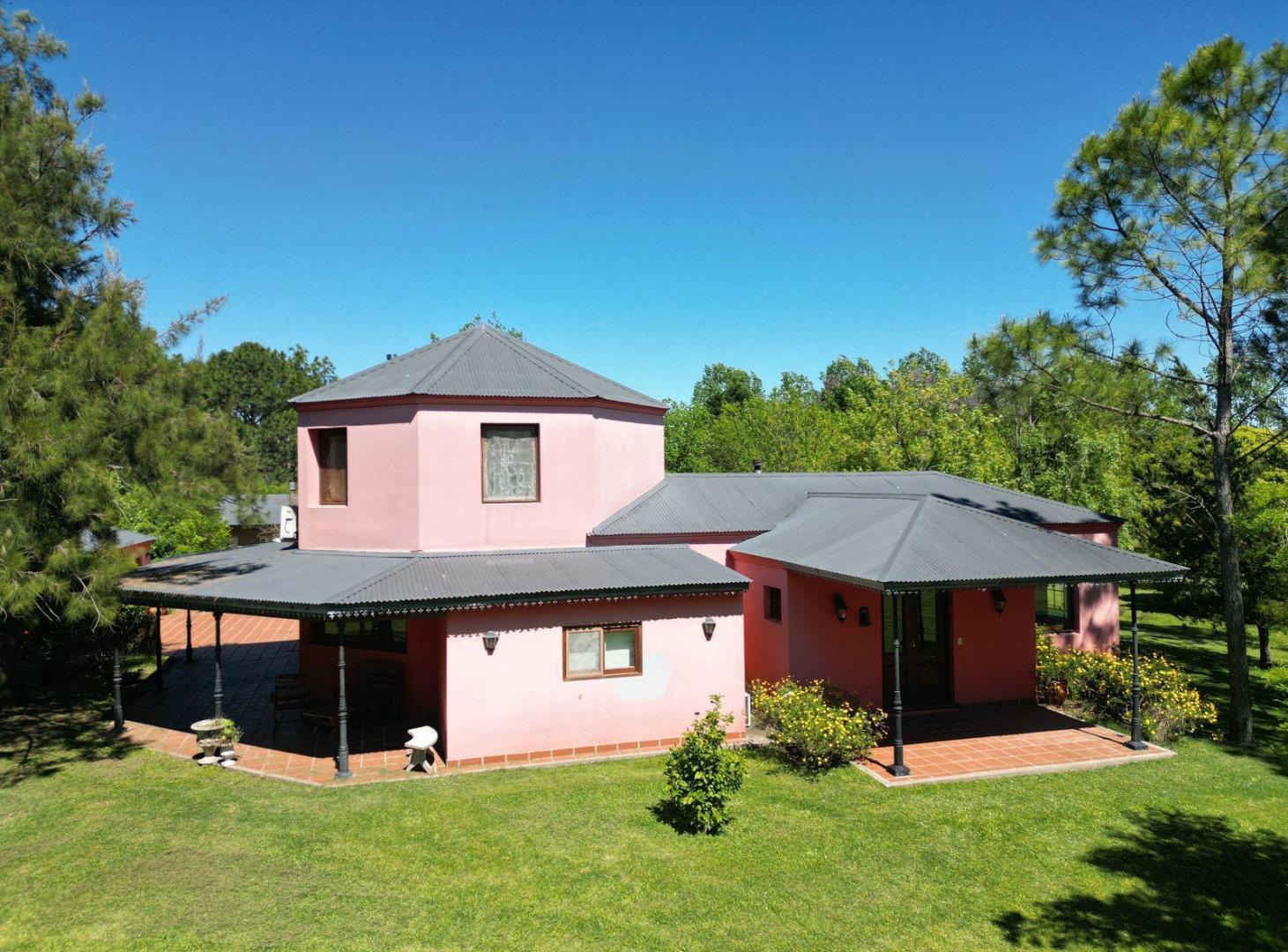 Foto de Gran Casa de 5 Habitaciones en Loma Escondida, imagen 3