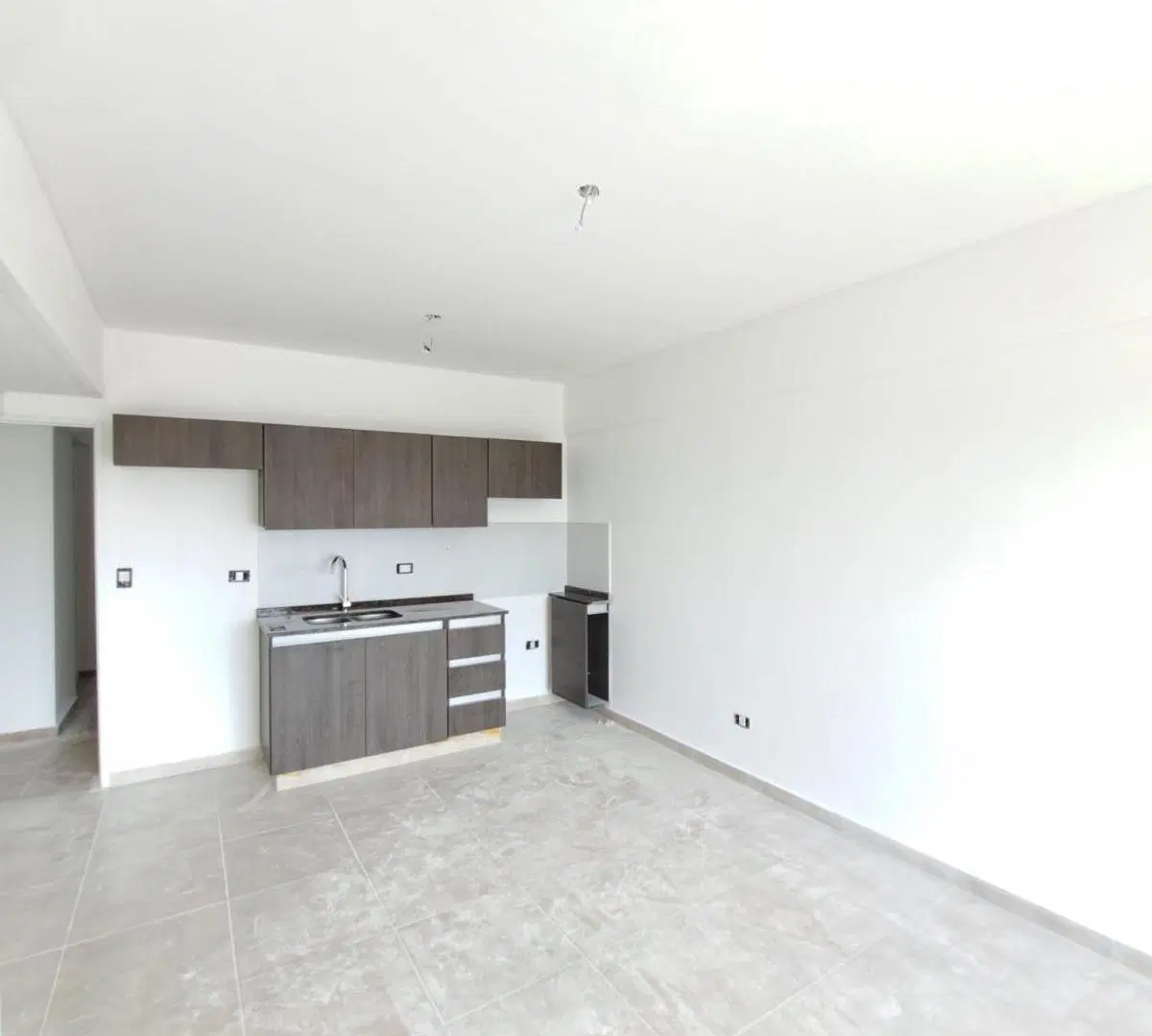 Departamento 2 amb en Alquiler en Av Rivadavia 22200, Ituzaingó Sur. 4