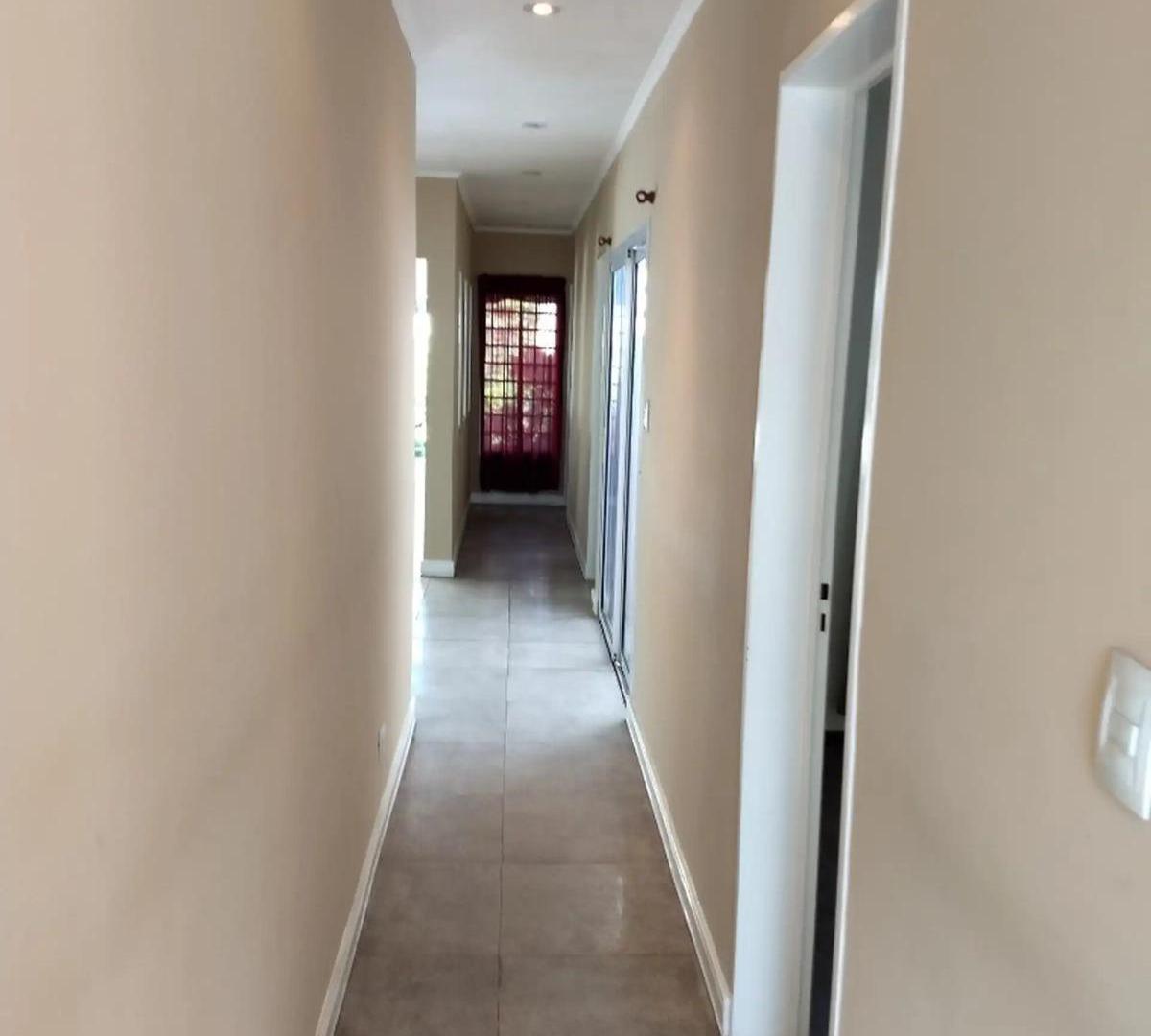 Foto de Casa de 4 amb en ALQUILER, Riobamba al 1300 Merlo Sur, imagen 3