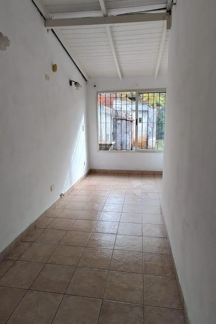 Casa en ALQUILER, Laprida al 1400 Ituzaingó Norte 5