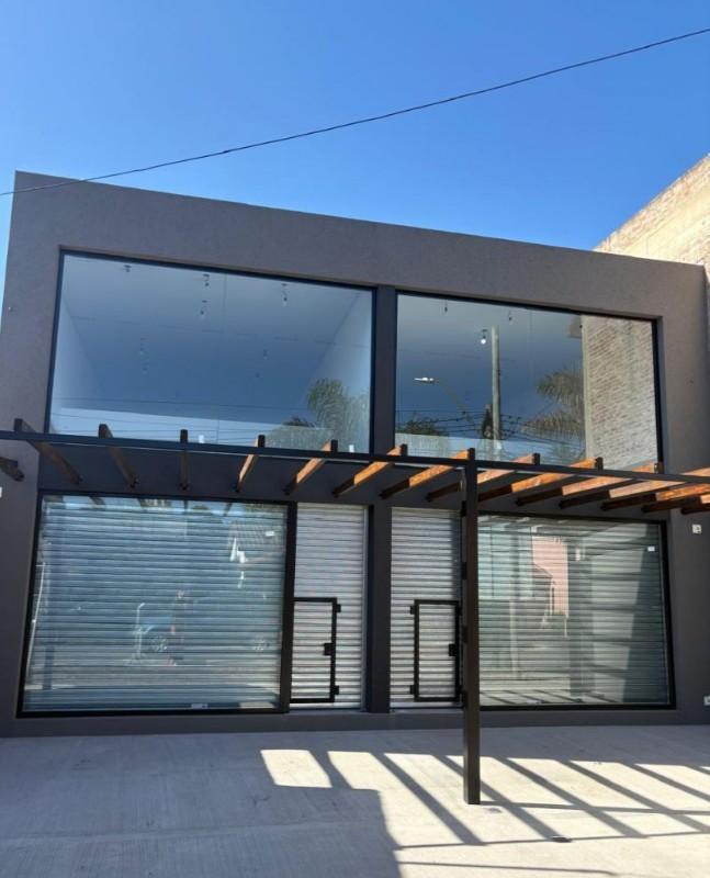 Foto de Local a estrenar en VENTA, Ituzaingó Norte, imagen 1