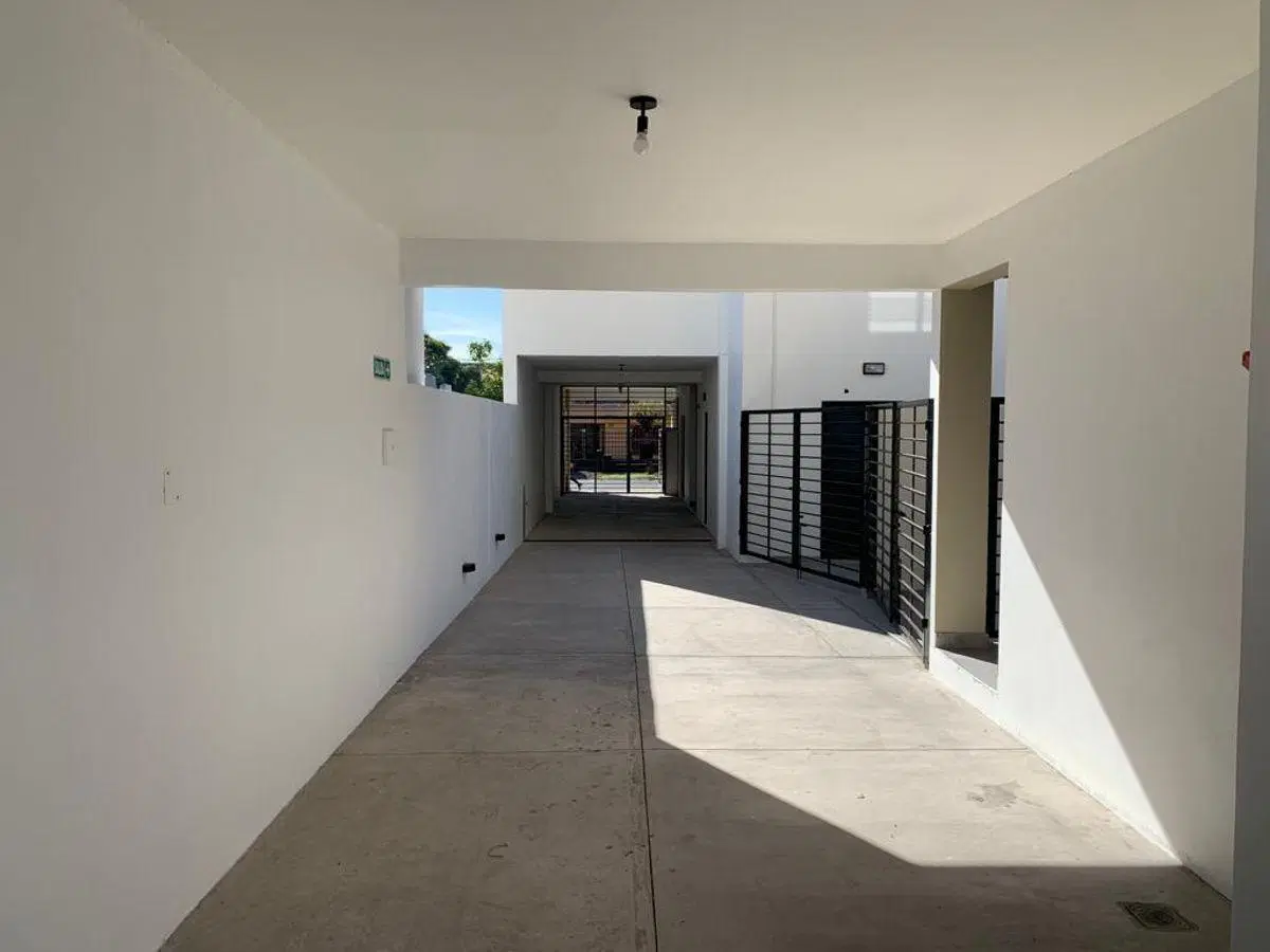 Depto. 2 amb moderno con terraza propia en San Justo (Villa Constructora) 5