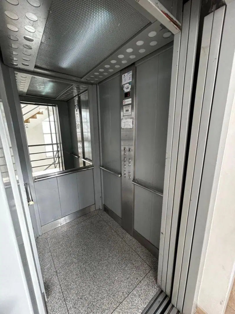 Depto. 2 amb muy amplios de categoría en Morón Centro 2