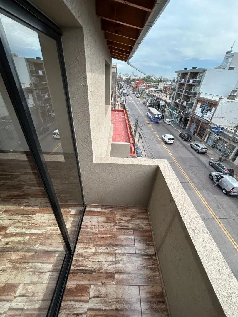 Depto. 2 amb amplios "A ESTRENAR" en Ramos Mejía 4