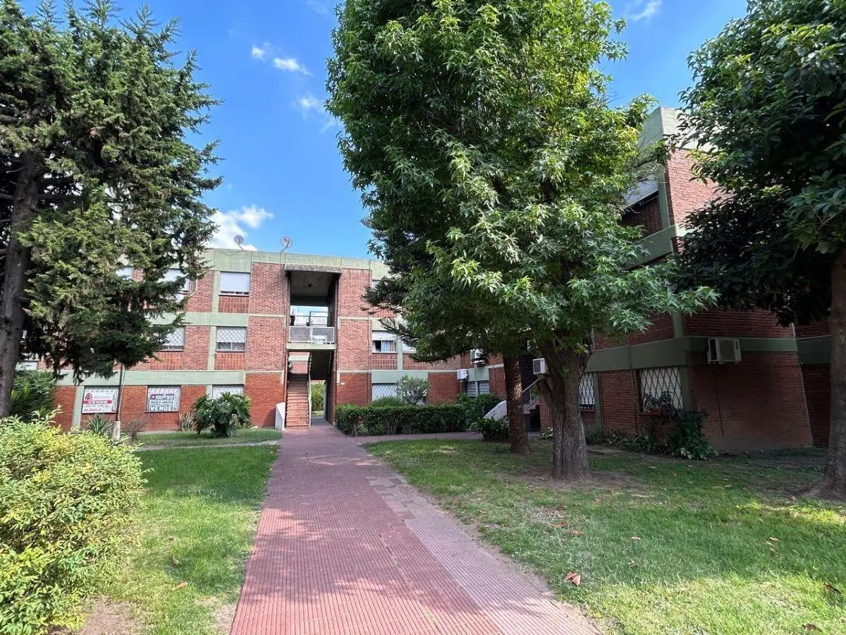 Depto. 4 amb en complejo en zona Blaisten en San Justo (V. Constructora) 5