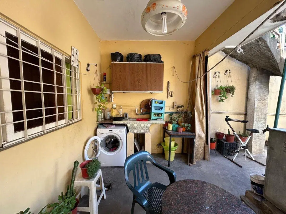 Casa 4 amb con cochera en Isidro Casanova (Bº San Carlos) 8