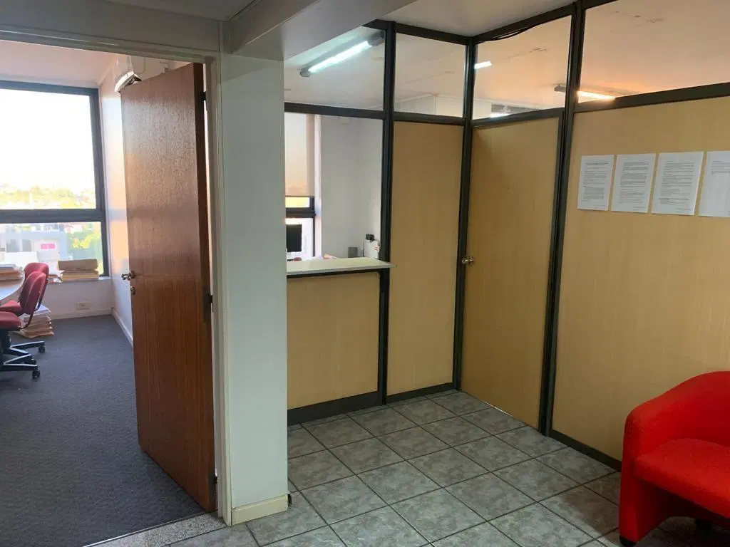 Oficina 109 m2 con cochera en TORRES GEMELAS en San Justo Centro 1