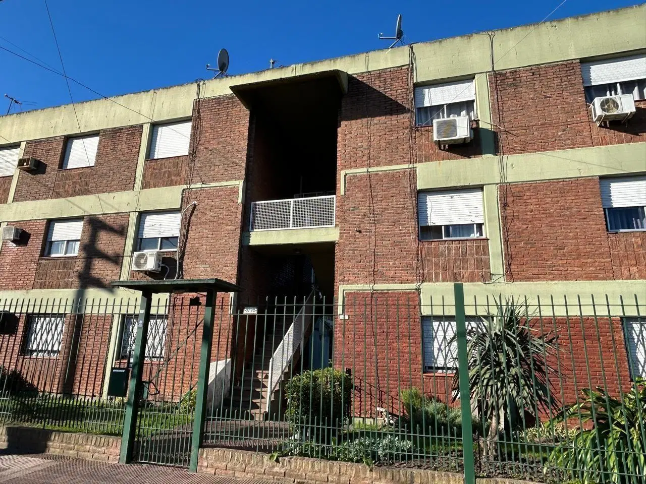 Depto. 3 amb en San Justo en complejo Bº Blaisten en San Justo 3