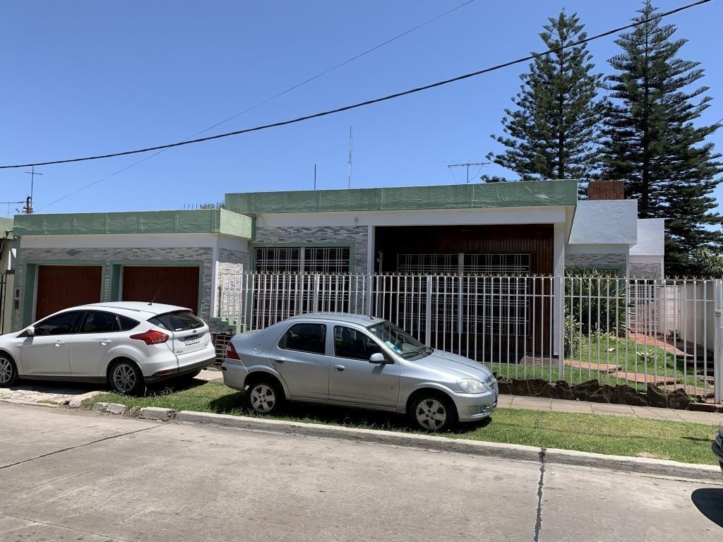 Casa 3 amb amplios con dependencia en San Justo Centro