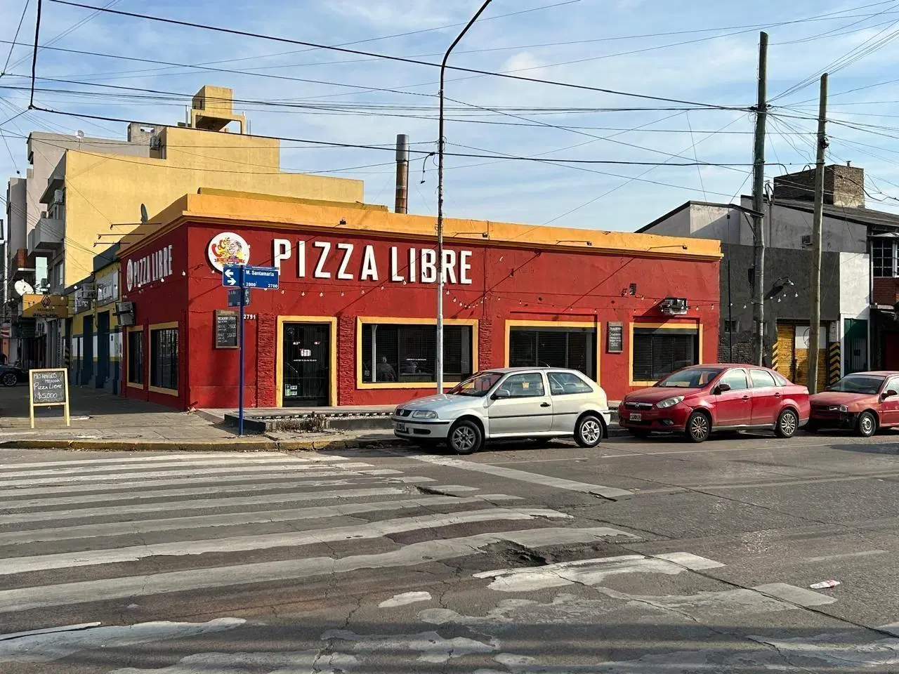 Terreno de 21,65 x 26,10 en esquina s/Avenidas en San Justo Centro 2