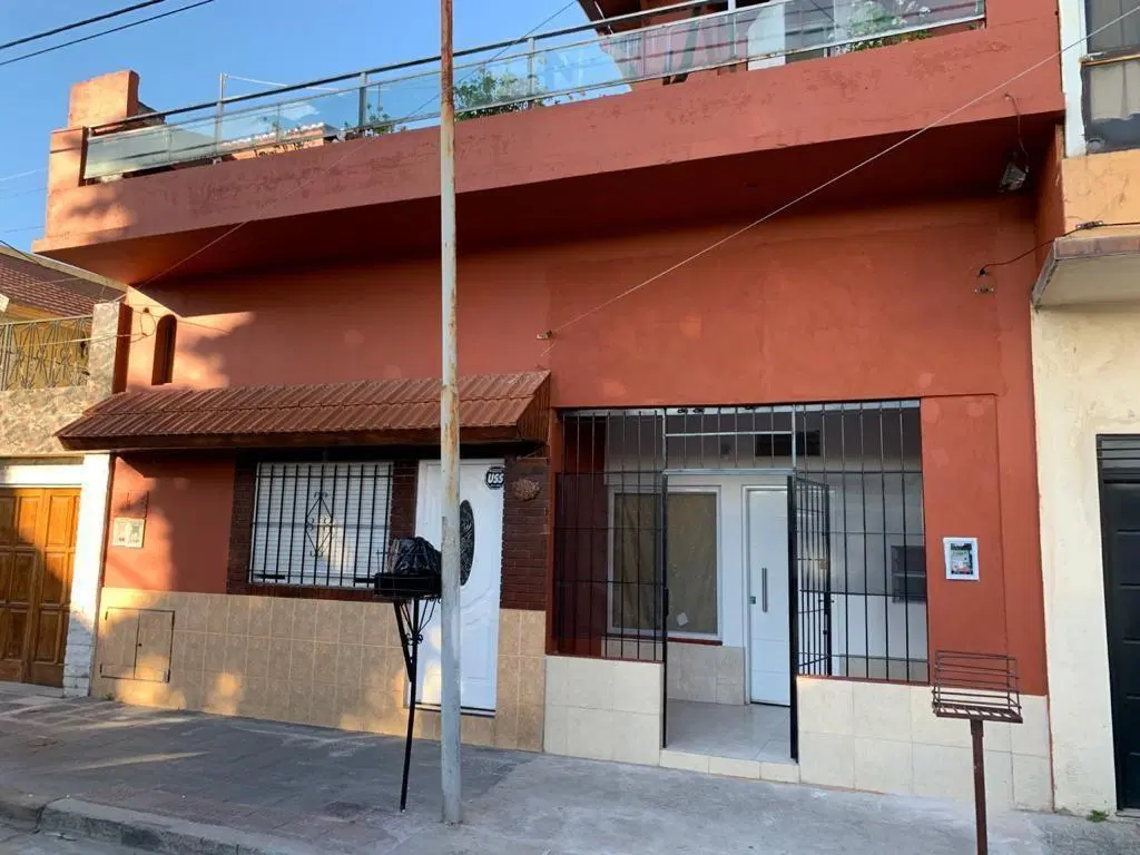 Propiedad en Block (3 viviendas alquiladas) en San Justo (Bº San Nicolás) 2