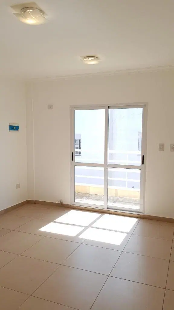 Depto. 2 amb con terraza propia en Isidro Casanova Centro SE VENDE ALQUILADO 5