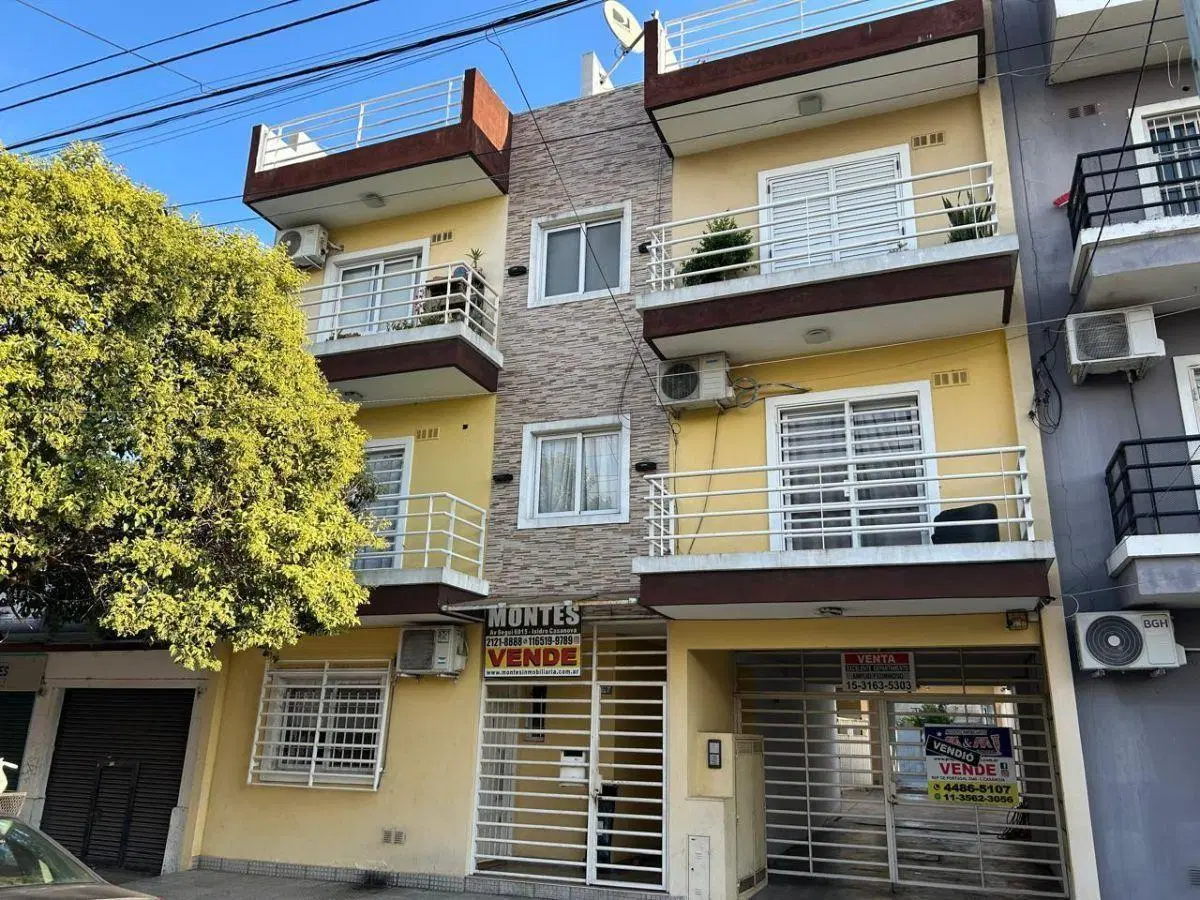 Depto. 2 amb con terraza propia en Isidro Casanova Centro SE VENDE ALQUILADO 3