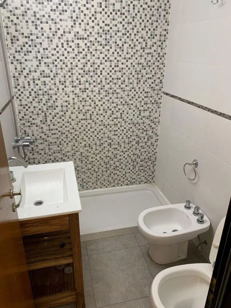 Depto. 2 amb moderno en Villa Luzuriaga - SE VENDE ALQUILADO - IDEAL INVERSOR 5