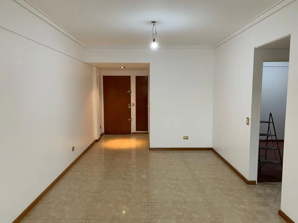 Depto. 3 amb amplios CON COCHERA en San Justo Centro SE VENDE ALQUILADO 3