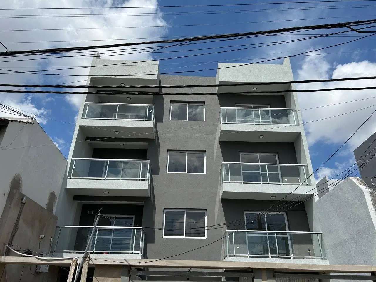 Depto. 2 amb en Planta Baja "A ESTRENAR" en San Justo 4