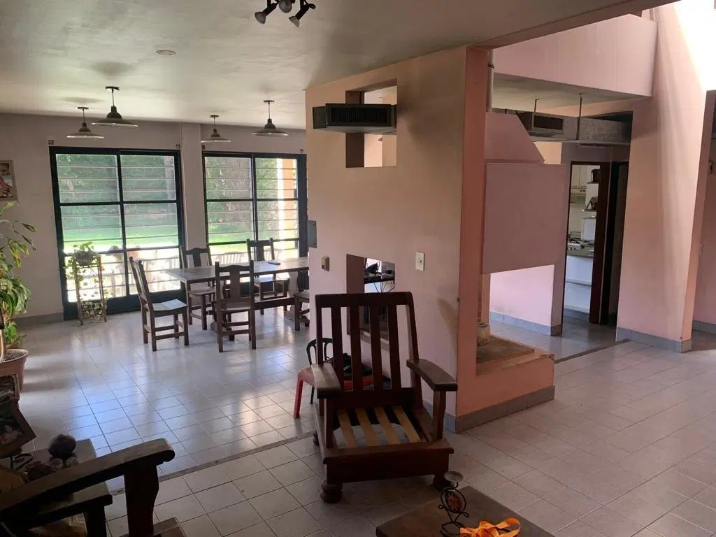 Casa 5 amb con piscina en San Justo Centro 1