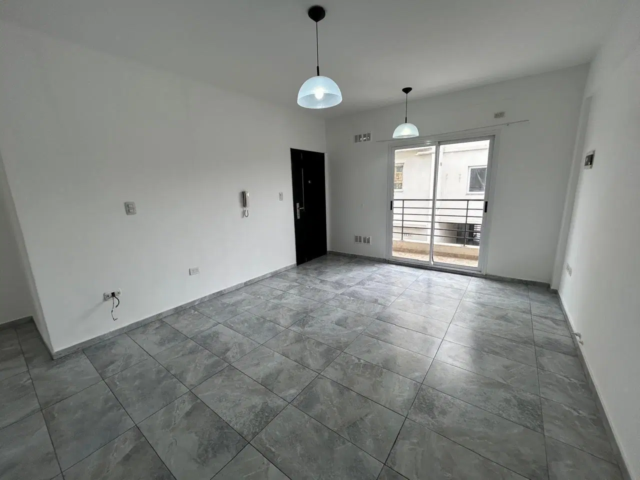 Depto. 2 amb moderno con terraza propia en San Justo (Villa Constructora) 3