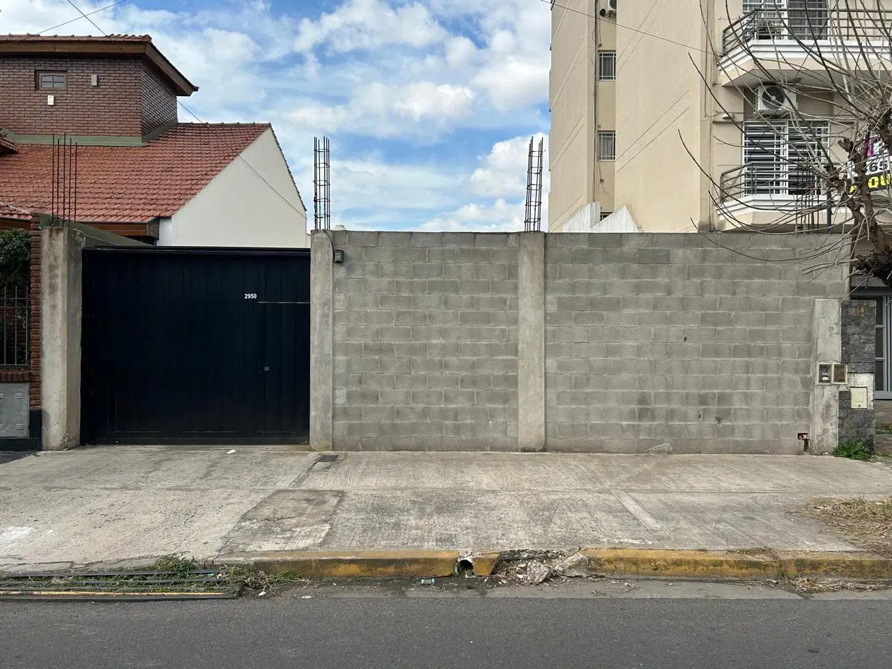 Lote de 10 x 30 con 12 cocheras en San Justo Centro 2