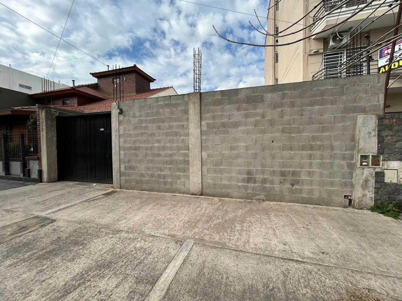 Lote de 10 x 30 con 12 cocheras en San Justo Centro 3