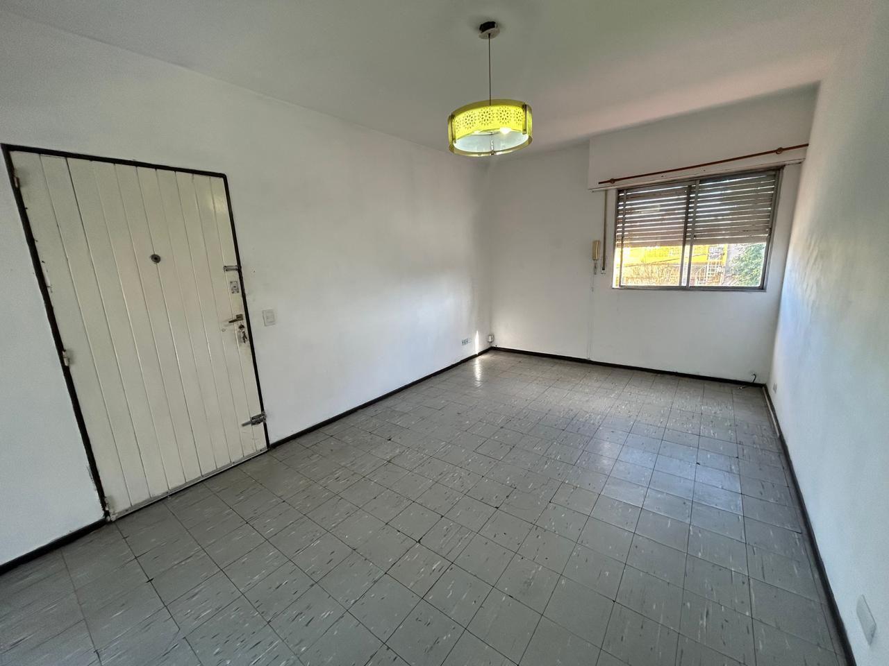 Foto de Depto. 2 amb amplios en complejo con sol y jardines en San Justo (Villa, imagen 5