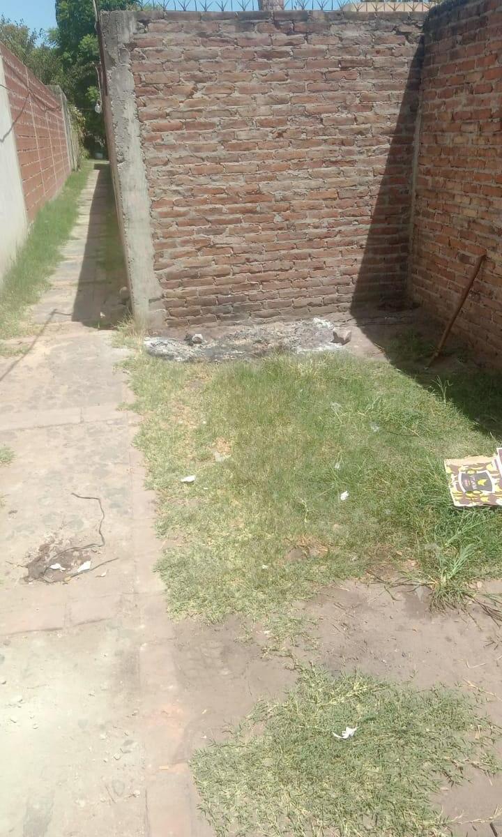 Casa en PH con Amplio Terreno en Venta Sobre Brandsen 5