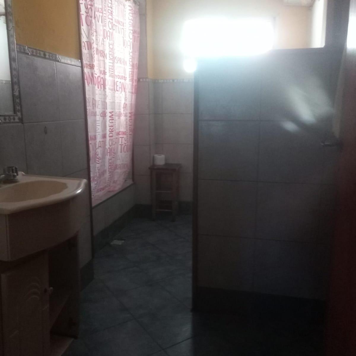 Casa en PH con Amplio Terreno en Venta Sobre Brandsen 2