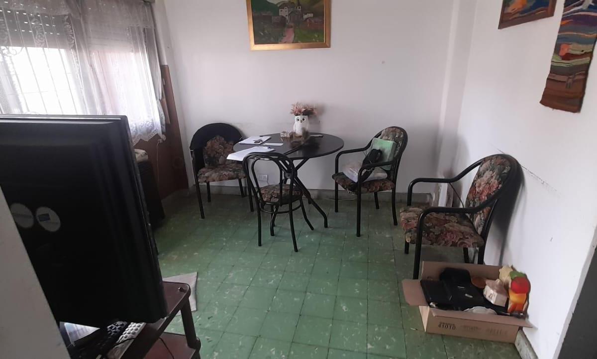 Foto de CASA Y DEPTO ITUZAINGO NORTE EN VENTA. EXCELENTE UBICACION, imagen 3