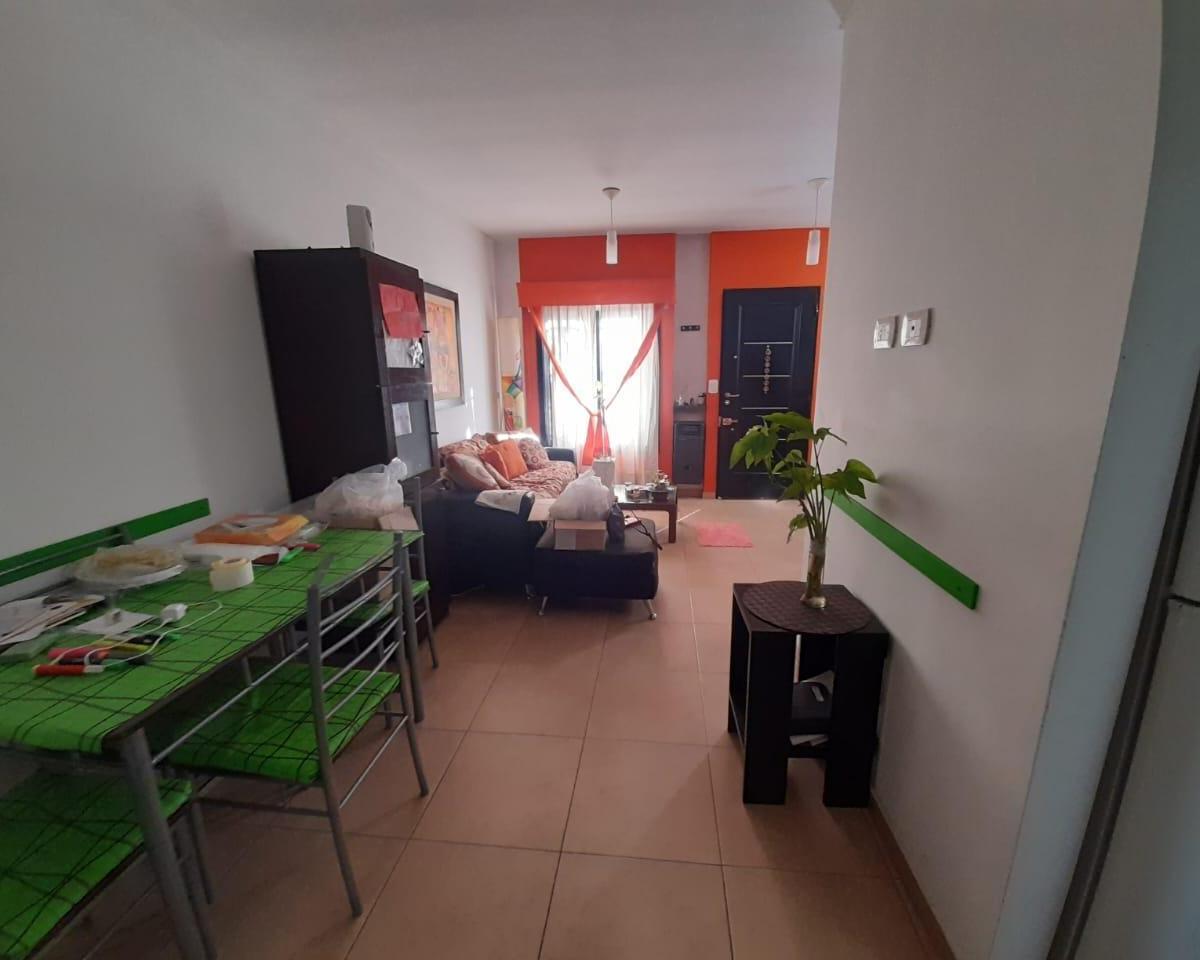 IMPECABLE DUPLEX EN COMPLEJO HABITACIONAL. APTO CREDITO BANCARIO