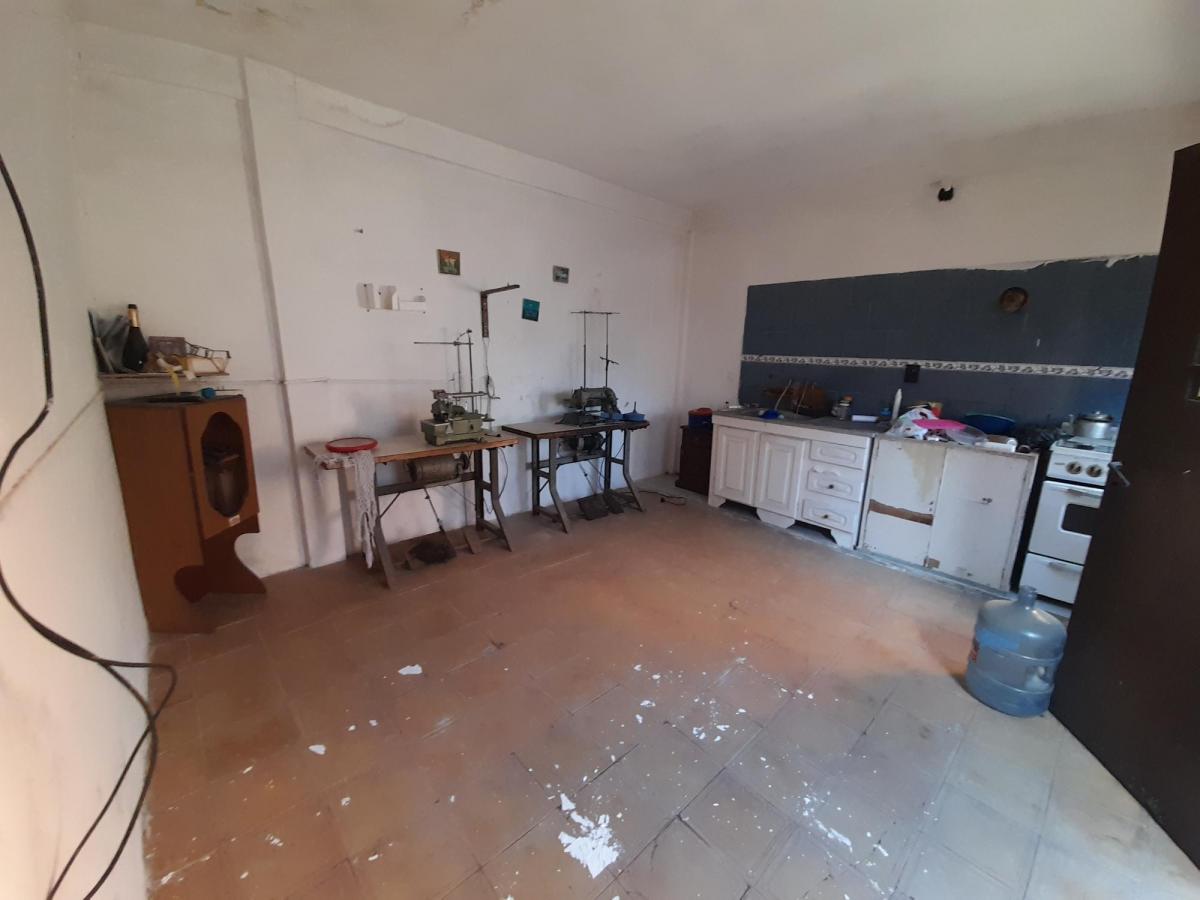 Foto de CASA AMERICANA Y DEPARTAMENTO EN VENTA. ITUZAINGO NORTE, imagen 2
