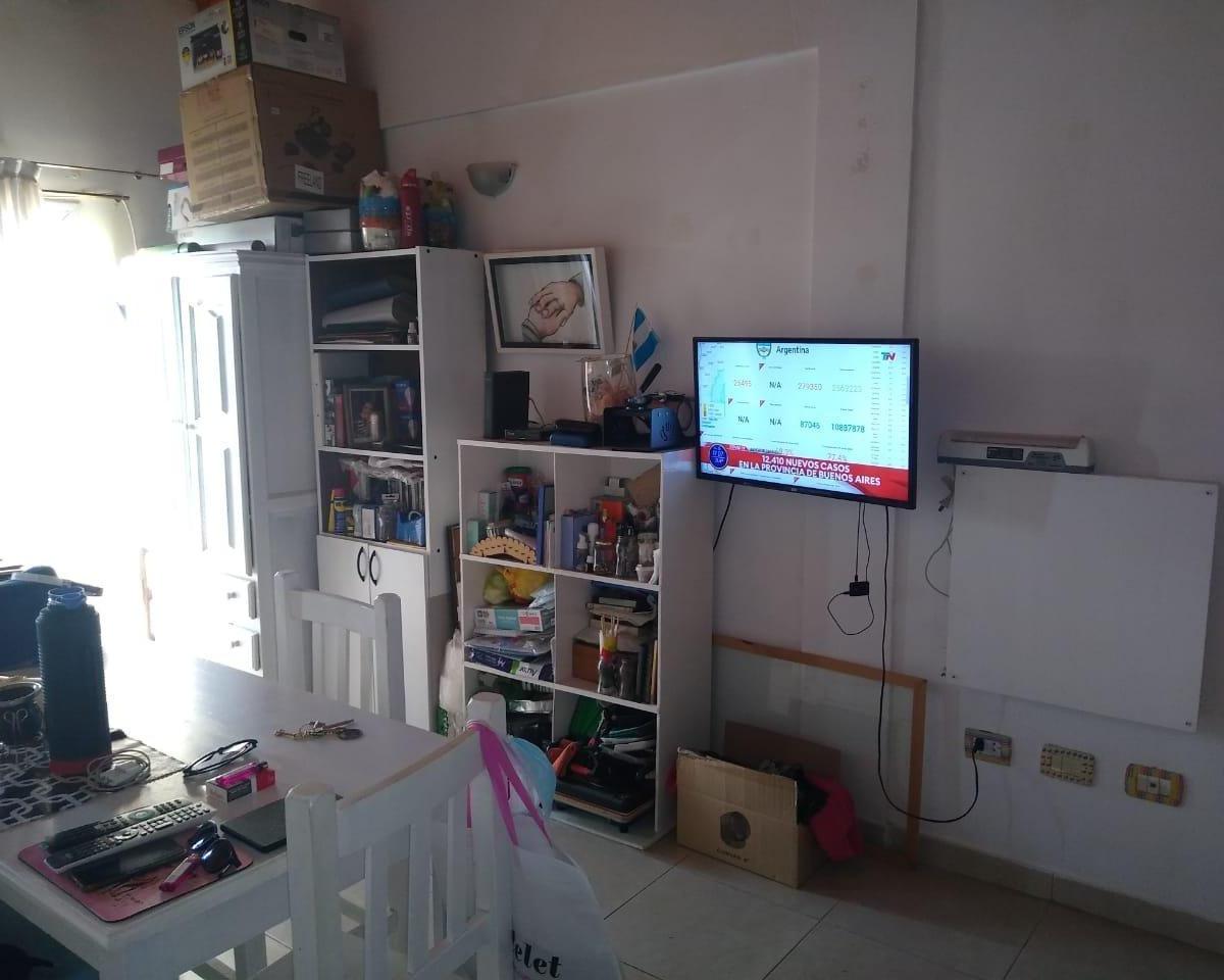 Foto de IMPECABLE MONOAMBIENTE. EXCELENTE UBICACION, imagen 3
