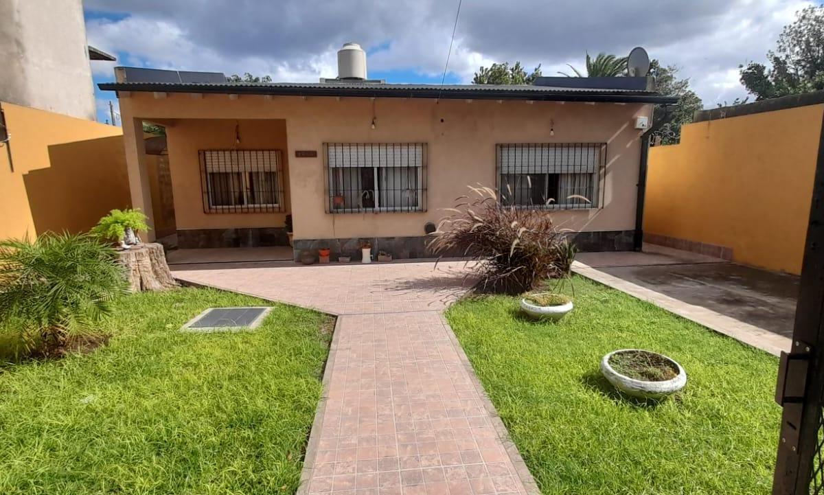 IMPECABLE PROPIEDAD EN VENTA - MERLO NORTE / ITUZAINGO
