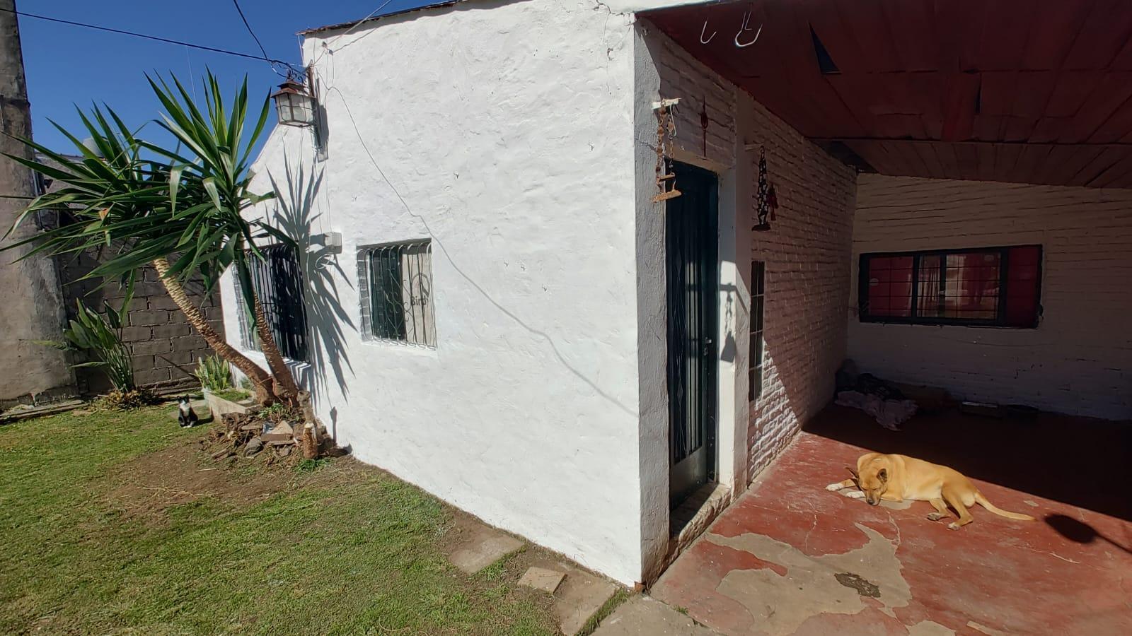 CASA EN EXCELENTE UBICACION. ZONA INDUSTRIAL