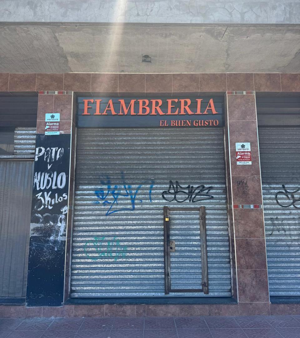 LOCAL EN ALQUILER. ITUZAINGO NORTE. ZONA COMERCIAL