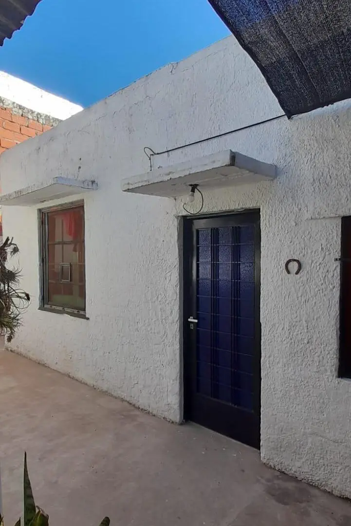 IMPECABLE CASA EN COMPLEJO HABITACIONAL. ALQUILER. ITUZAINGO NORTE 2