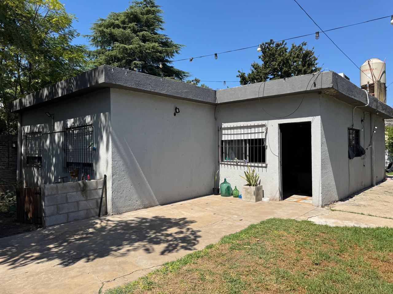 CASA AMERICANA EN VENTA. ITUZAINGO NORTE