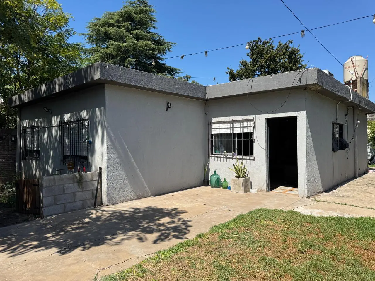 CASA AMERICANA EN VENTA. ITUZAINGO NORTE 2