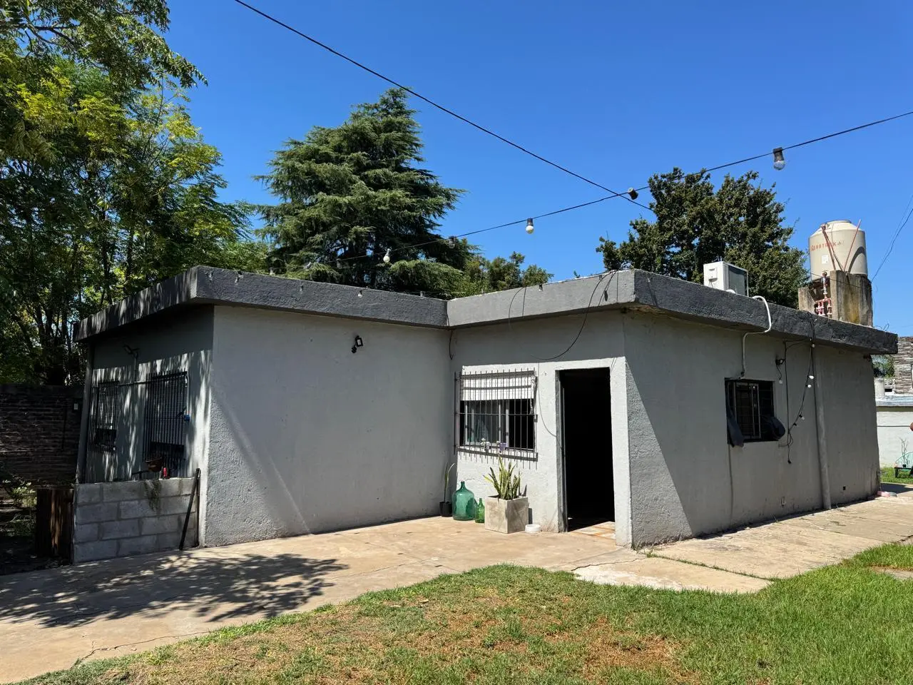 CASA AMERICANA EN VENTA. ITUZAINGO NORTE 1