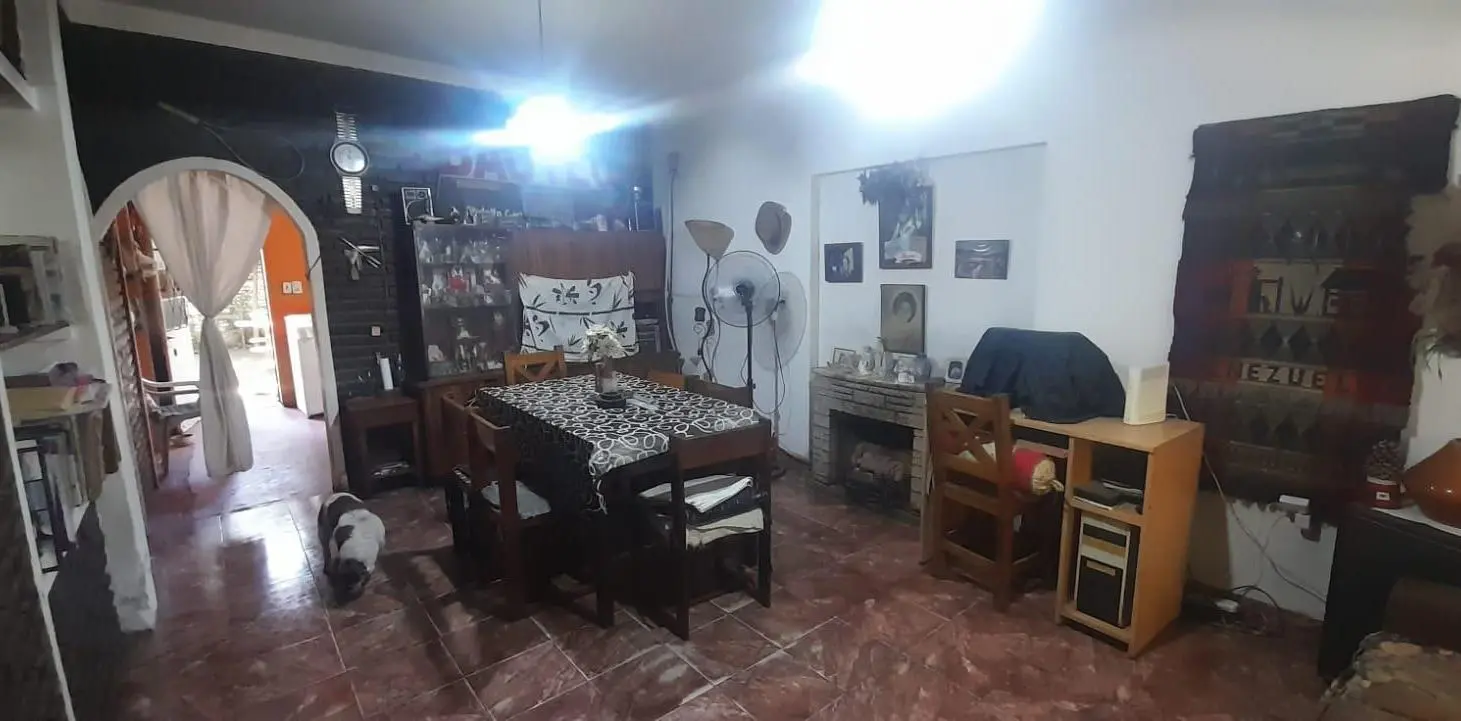 CASA Y PREMOLDEADA EN VENTA. ITUZAINGO NORTE. A MTS. CALLE PRINGLES 3