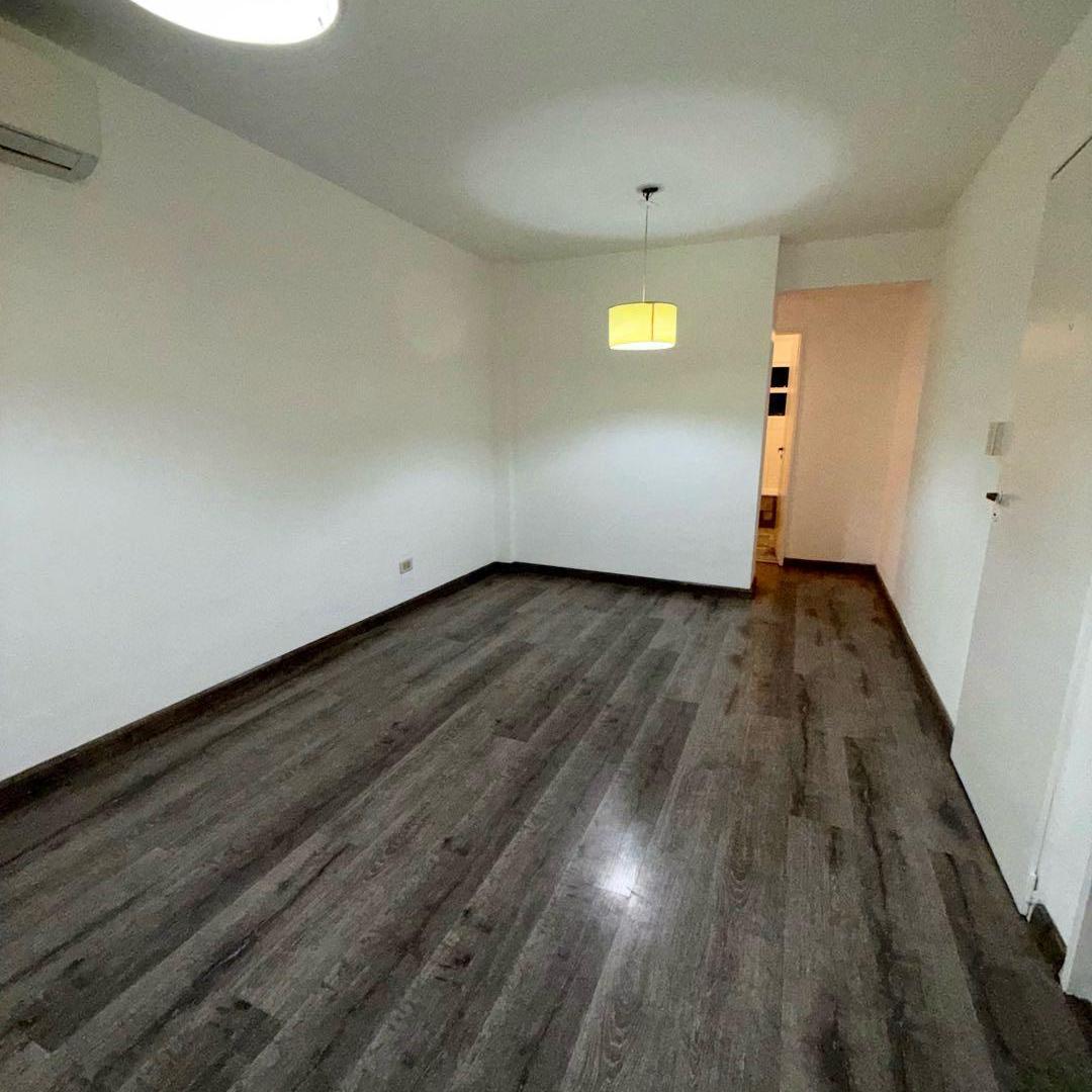 Foto de DEPARTAMENTO DOS AMBIENTES EN ALQUILER EN MORÓN EXCELENTE ESTADO, imagen 4