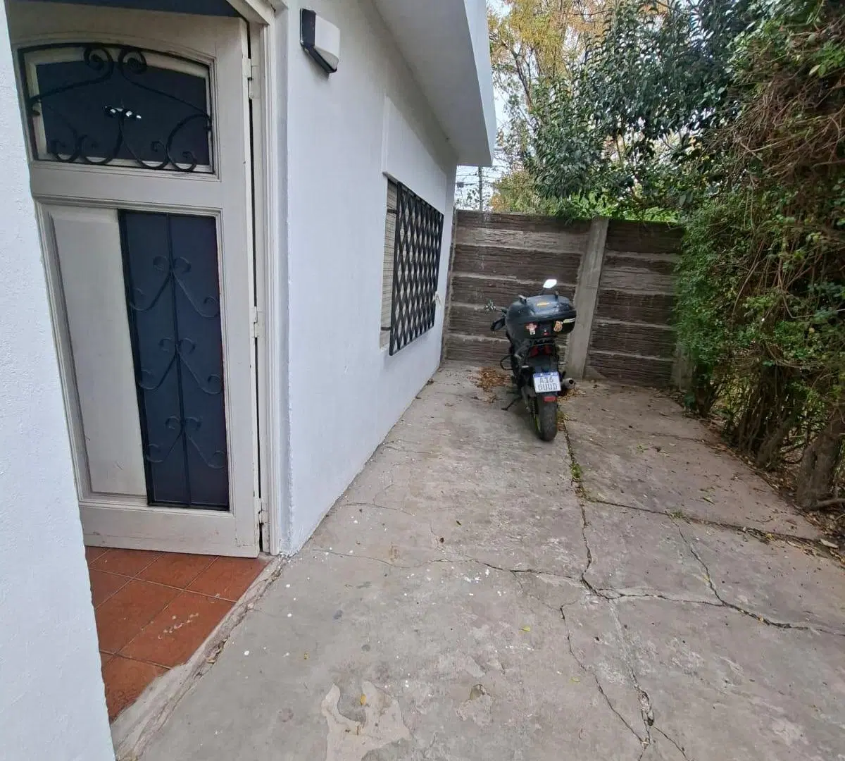 EXCELENTE PROPIEDAD EN PH. EN ALQUILER. VILLA UDAONDO 2