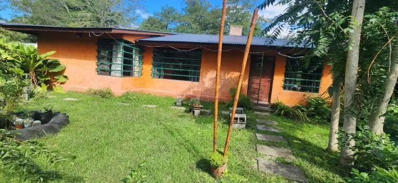 Casa 4 ambientes/ Barrio El Tejado 5
