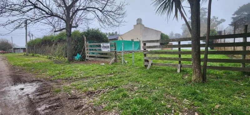 Terreno en Barrio Santa Angela/Ruta 2 4